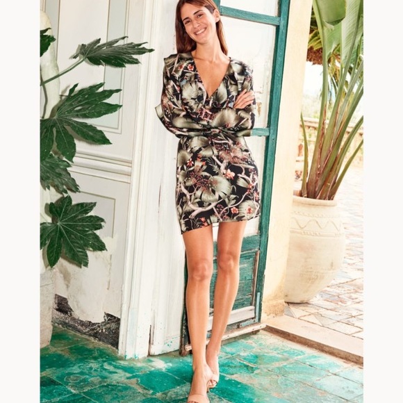 H&M Dresses & Skirts - H&M x Johanna Ortiz dress!